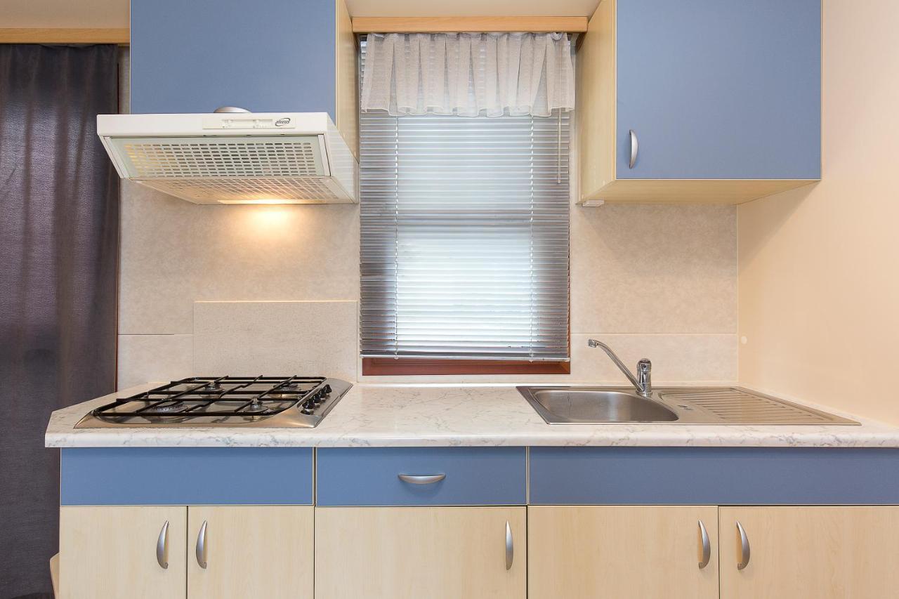 Maccagno The Camp By Maggiore Suites מראה חיצוני תמונה